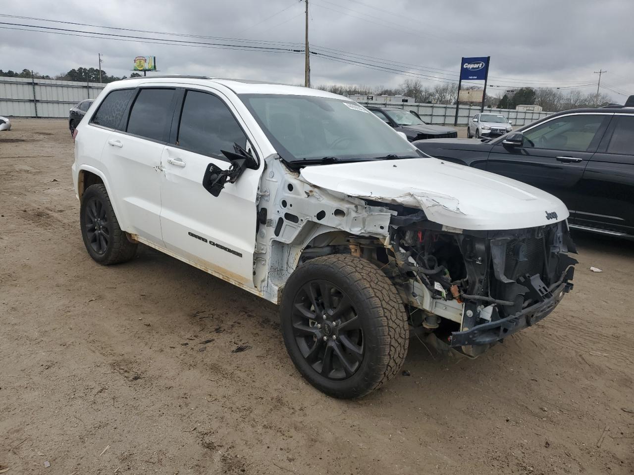 2018 Jeep Grand Cherokee - Image 4