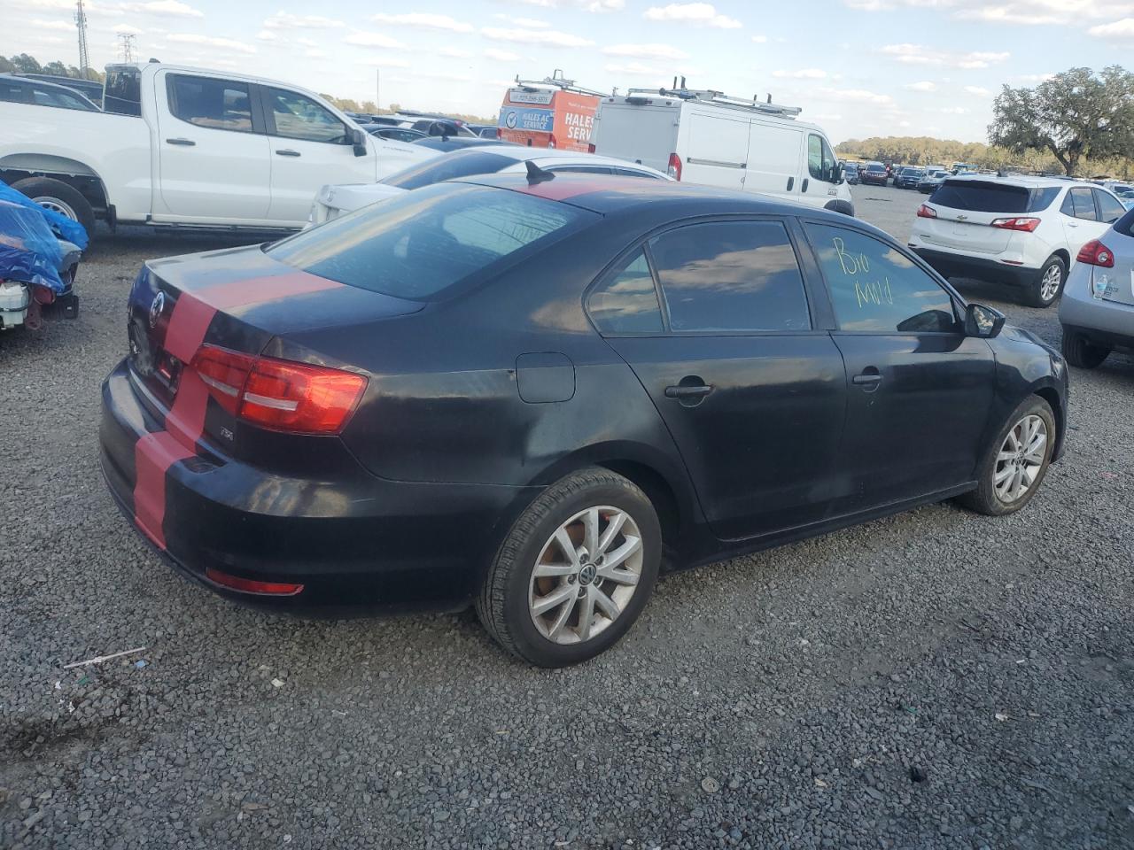 2015 Volkswagen Jetta - Image 3