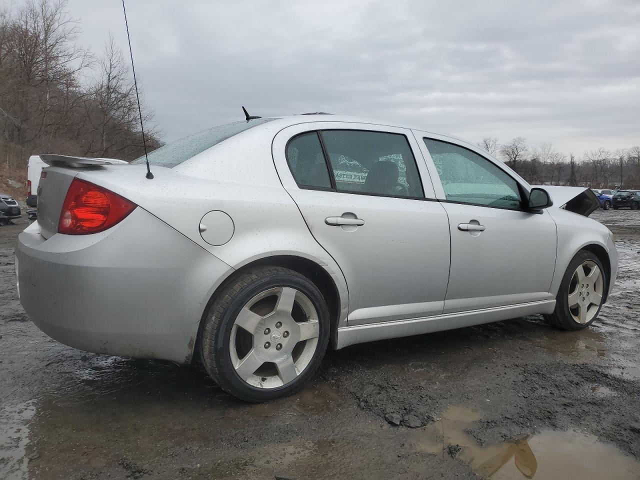 2010 Chevrolet Cobalt - Image 3