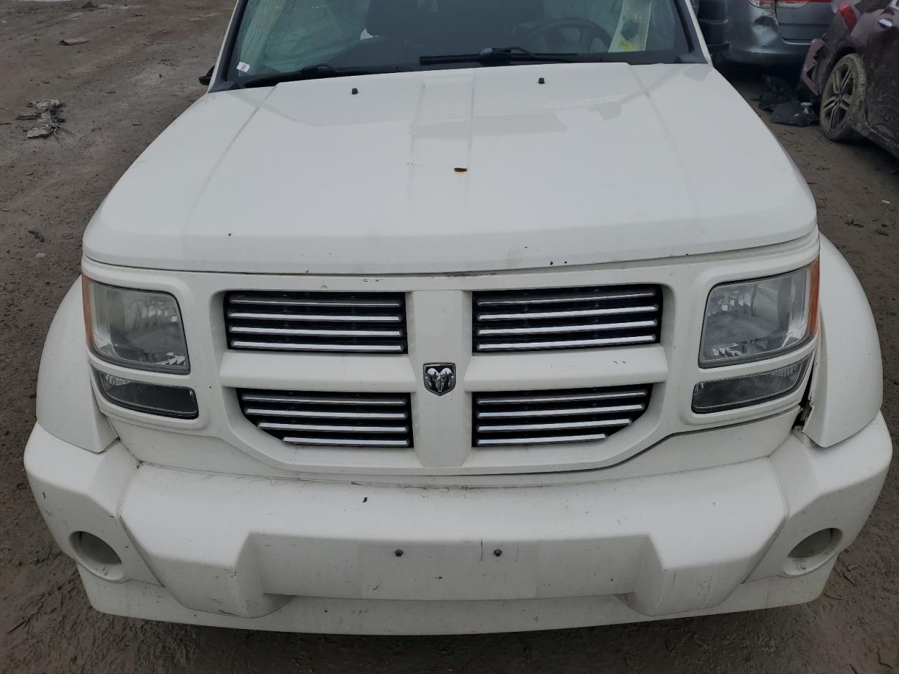 2007 Dodge Nitro - Image 12