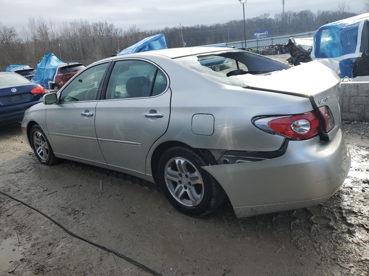 2004 Lexus ES - Image 2