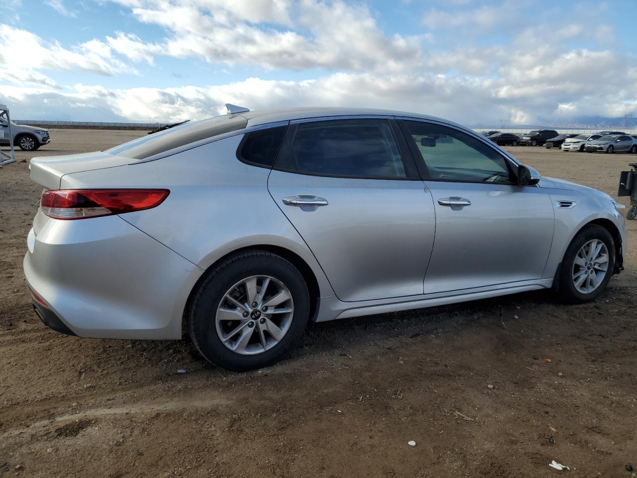2016 Kia Optima - Image 3
