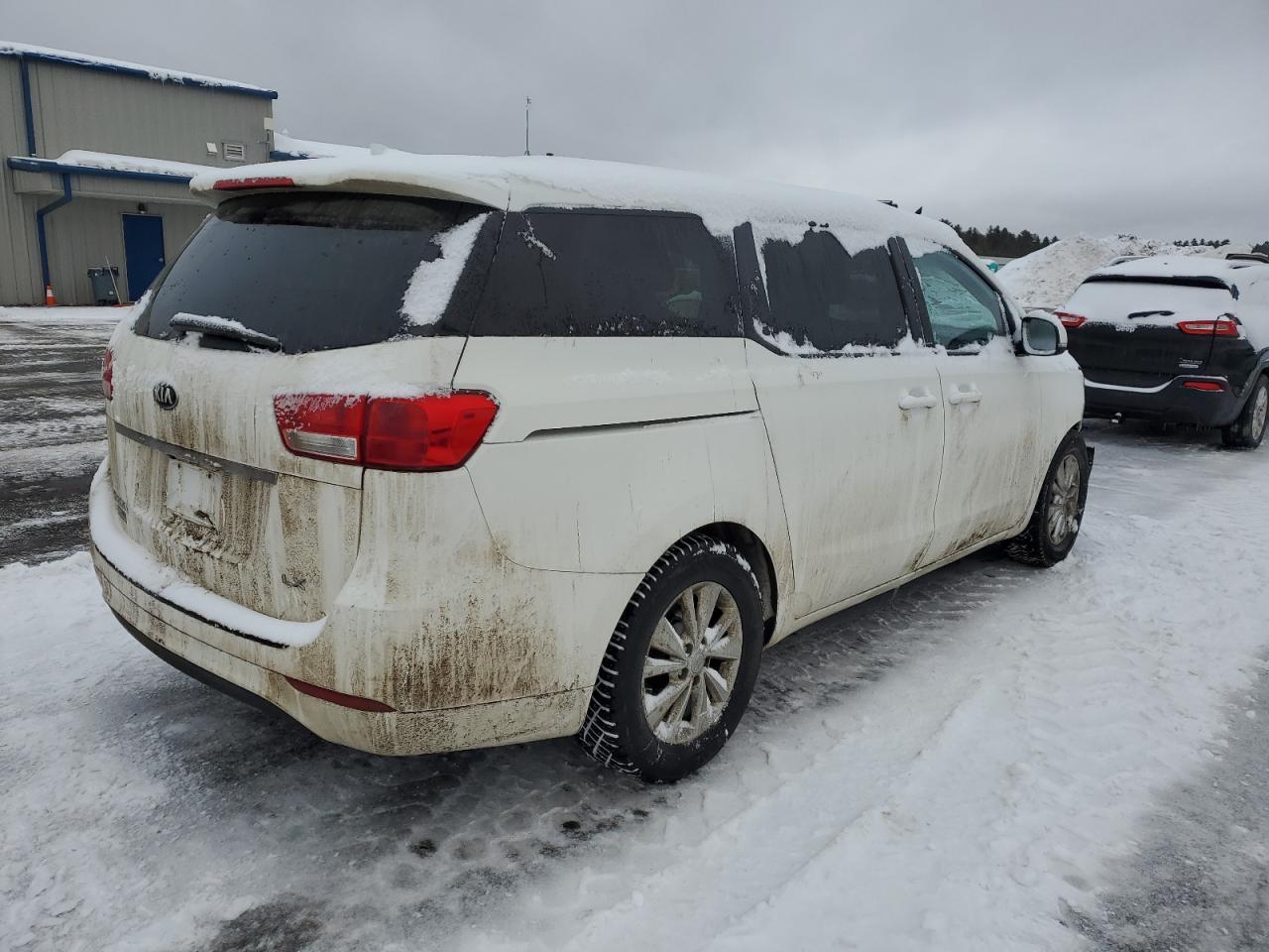 2015 Kia Sedona - Image 3