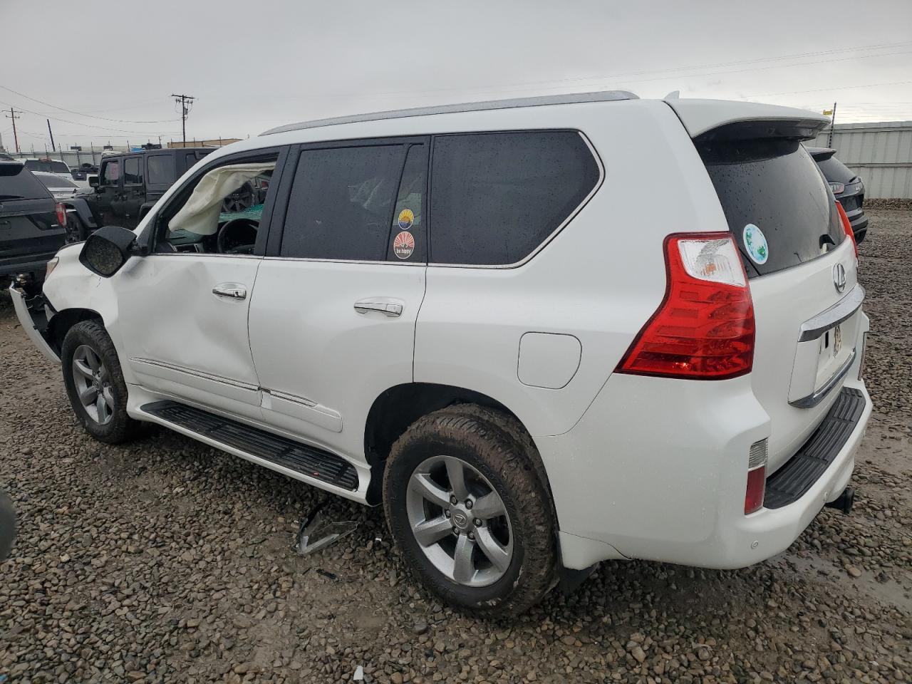 2013 Lexus GX - Image 2