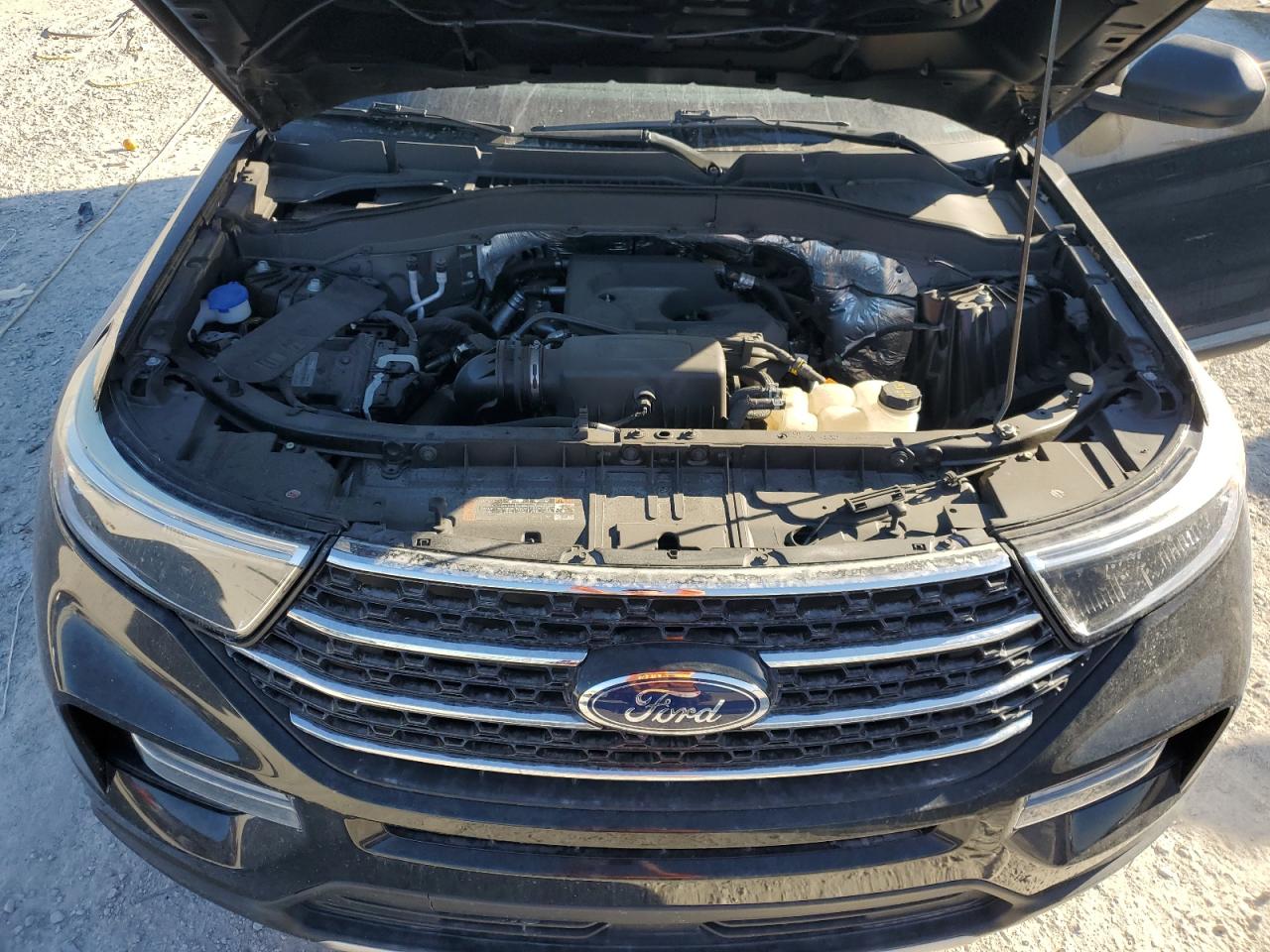 2020 Ford Explorer - Image 14
