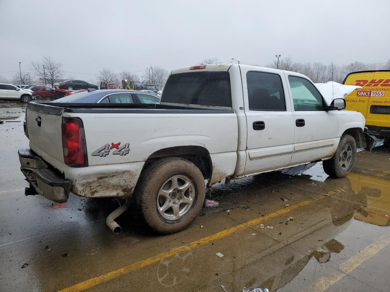 2005 Chevrolet Silverado - Image 3