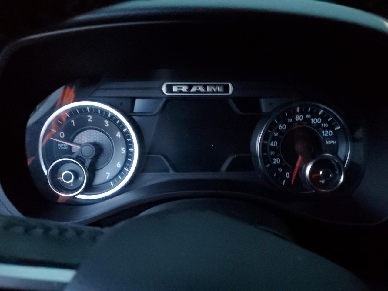 2019 RAM 1500 - Image 9