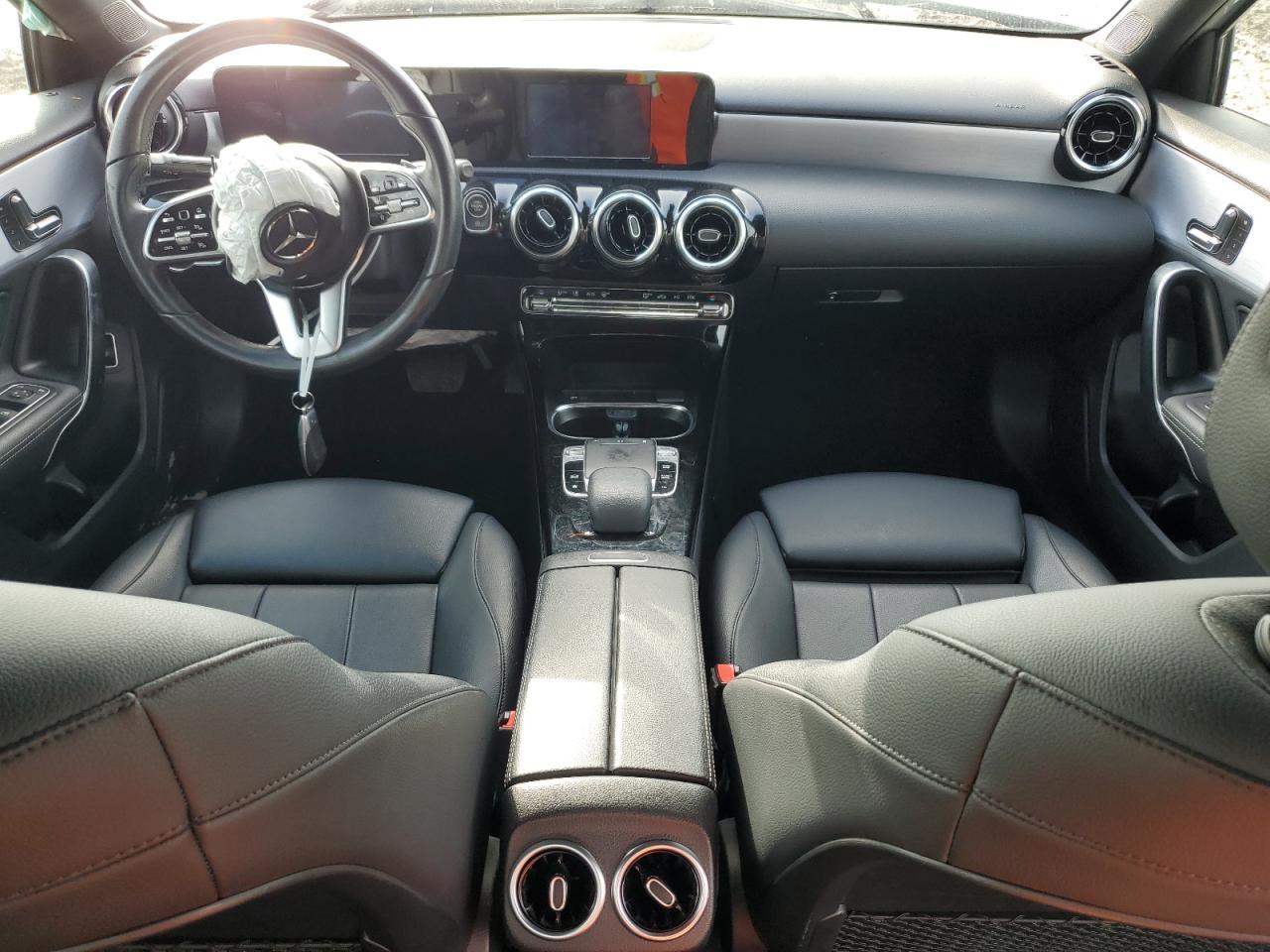 2020 Mercedes-Benz A-klasse - Image 8