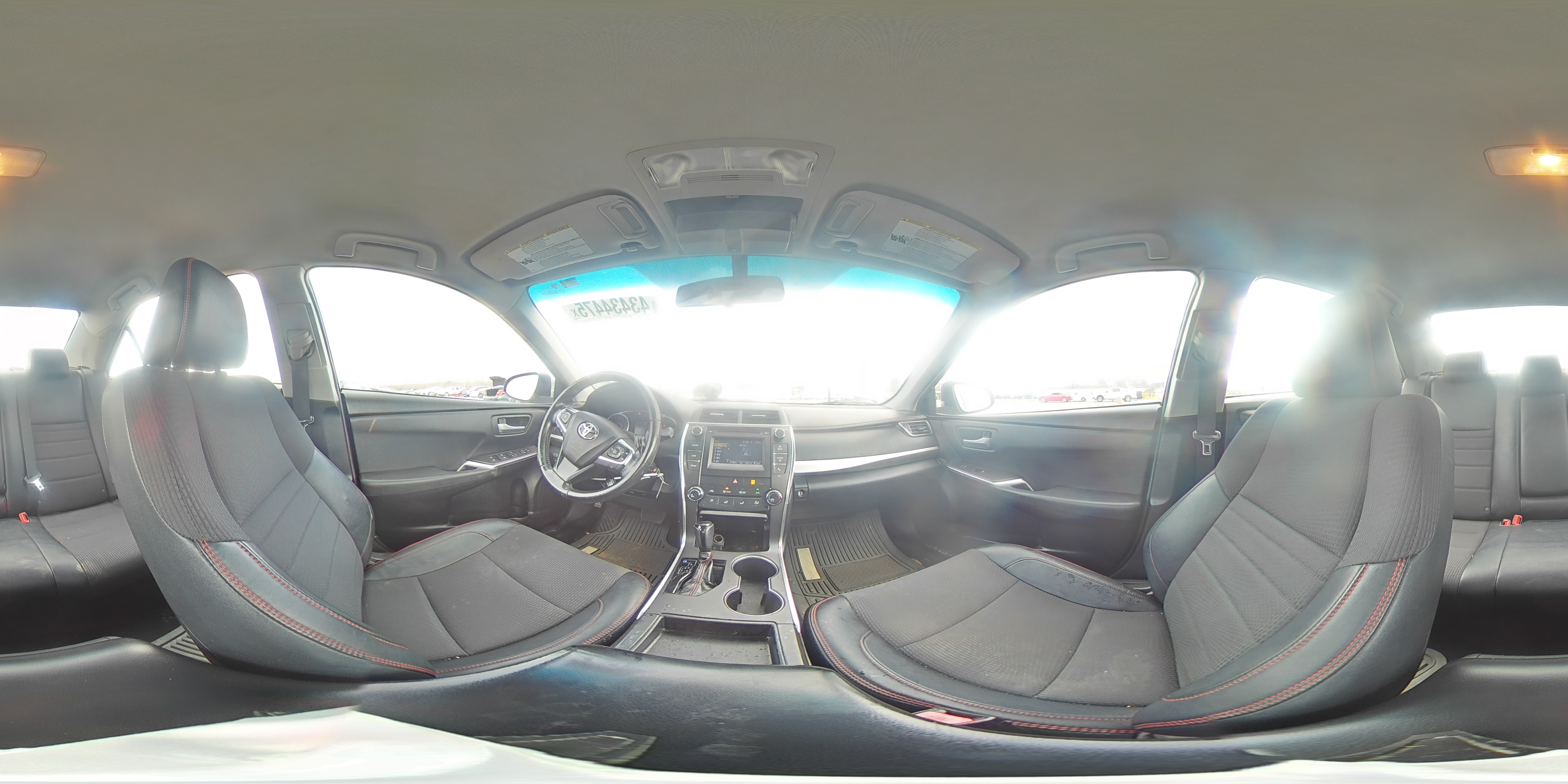 2016 Toyota Camry - Image 12