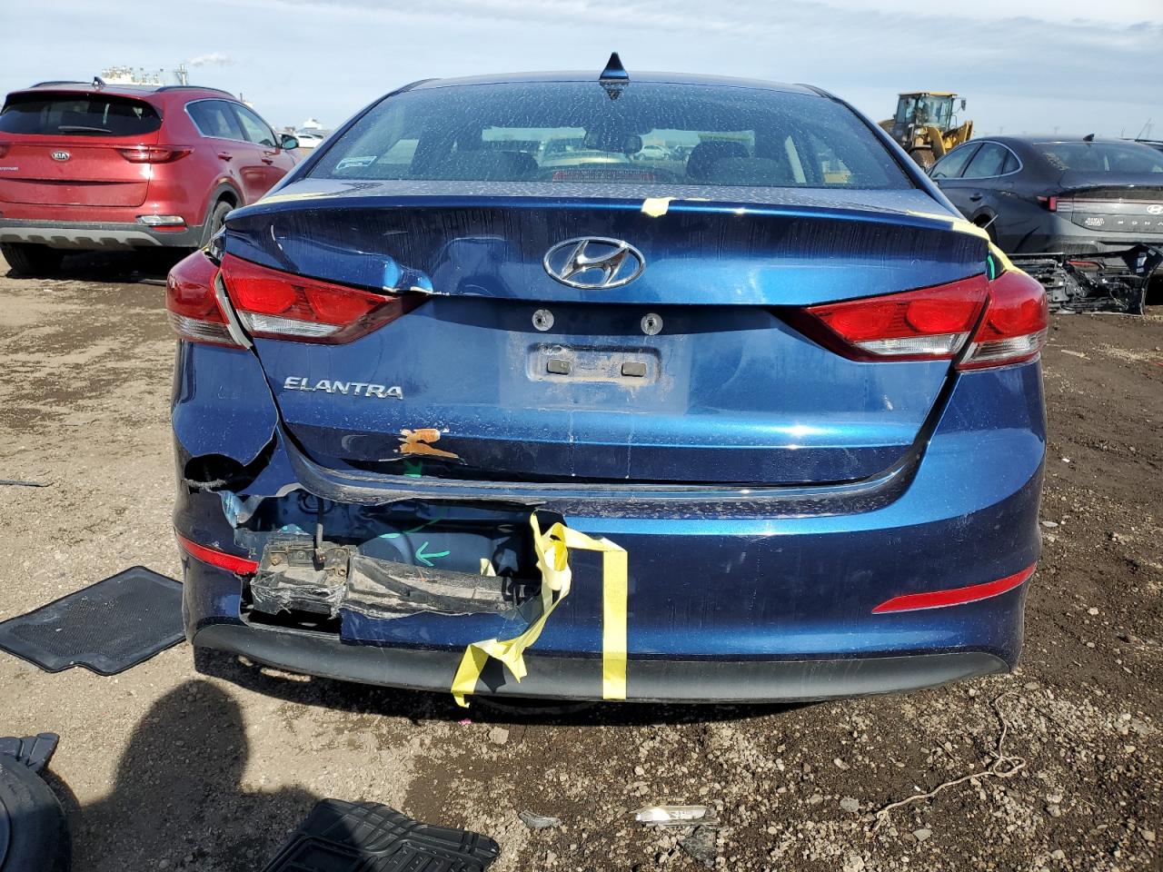 2017 Hyundai Elantra - Image 6