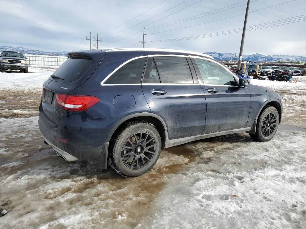 2017 Mercedes-Benz GLC - Image 3