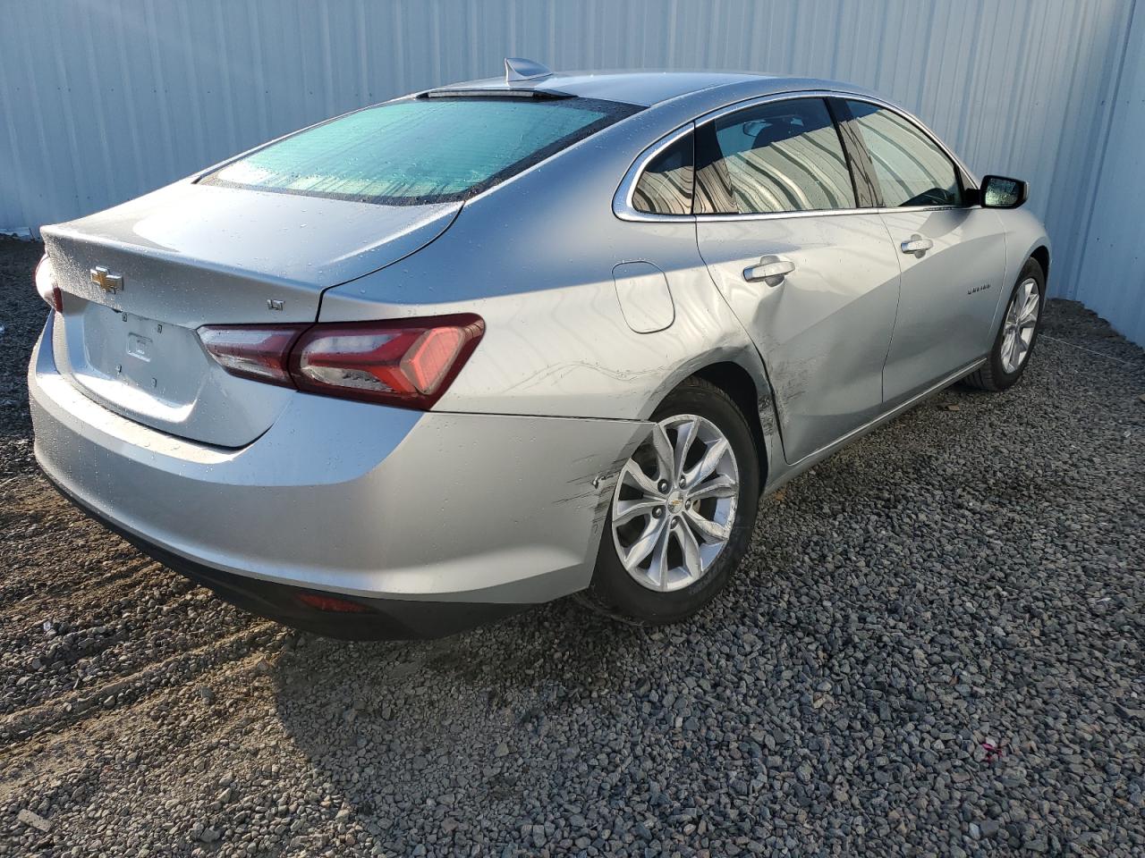 2022 Chevrolet Malibu - Image 3