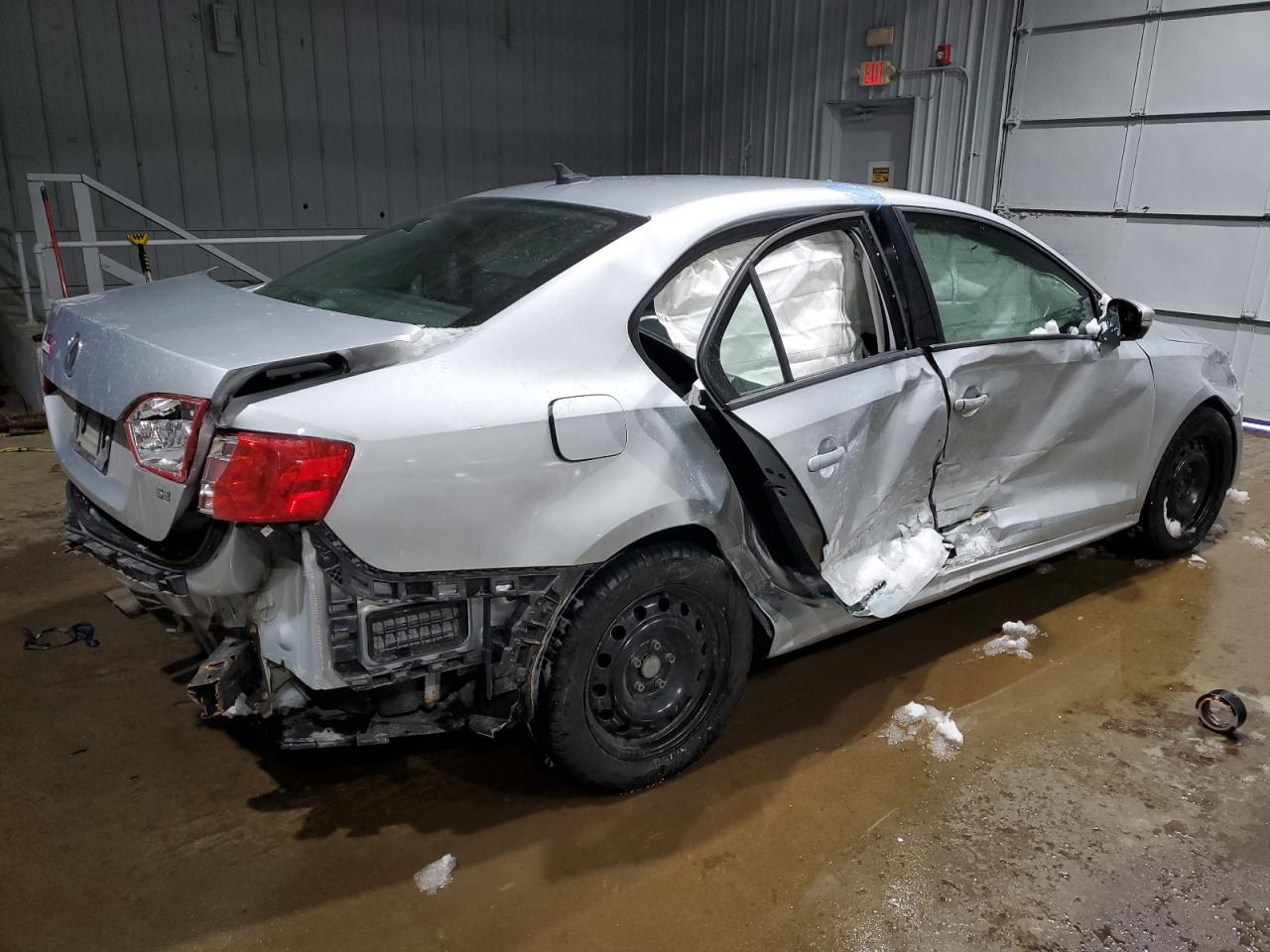 2014 Volkswagen Jetta - Image 3