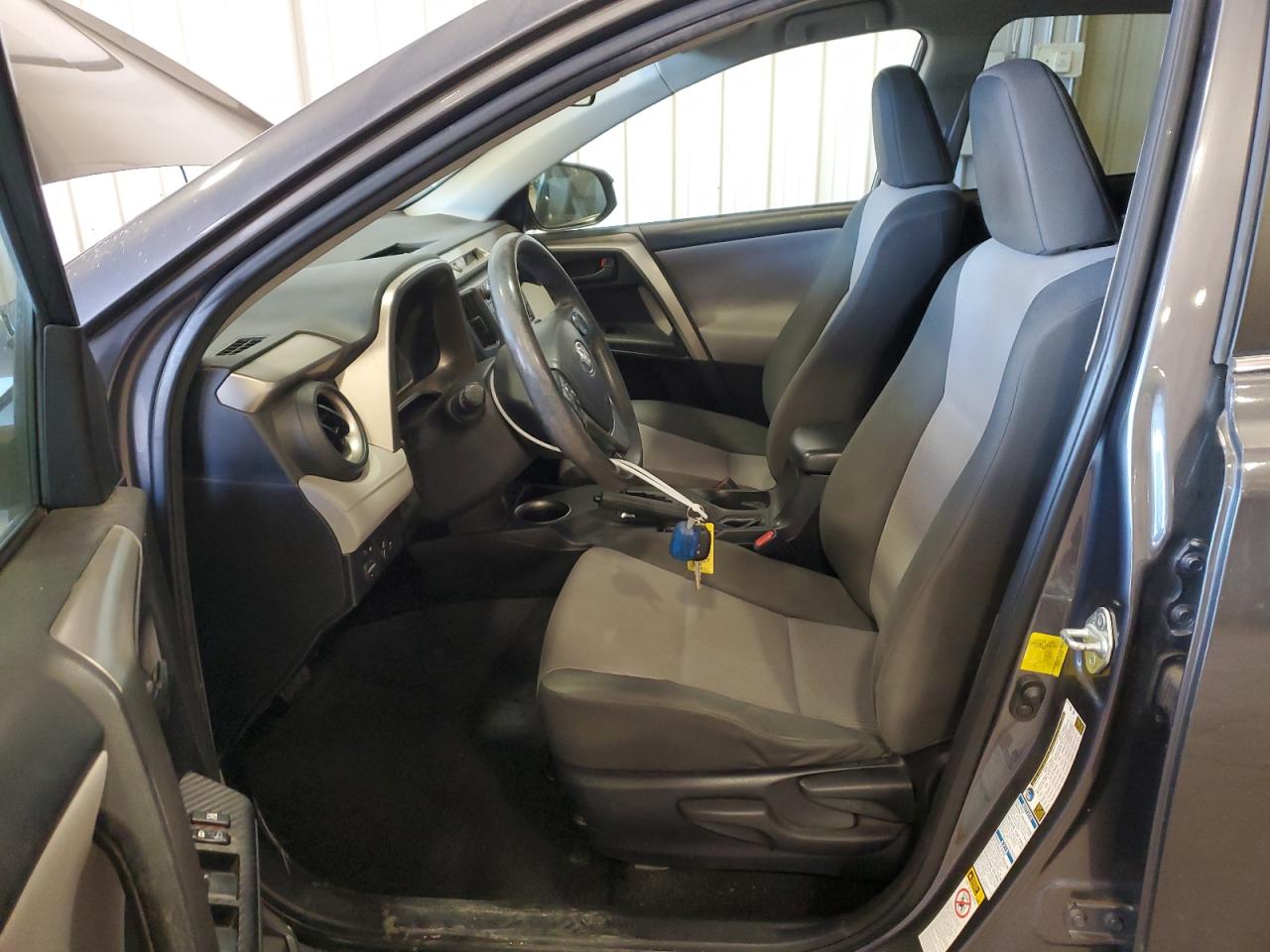 2014 Toyota RAV 4 - Image 7