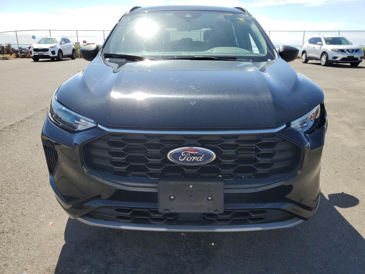 2023 Ford Escape - Image 5