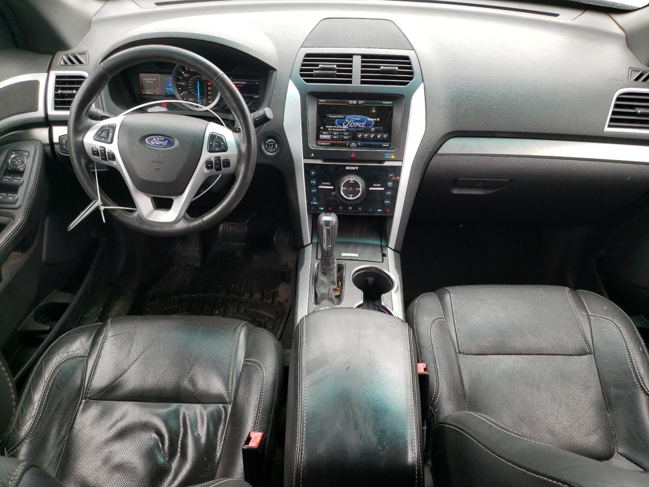 2015 Ford Explorer - Image 8