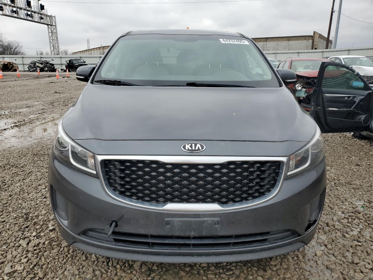 2016 Kia Sedona - Image 5