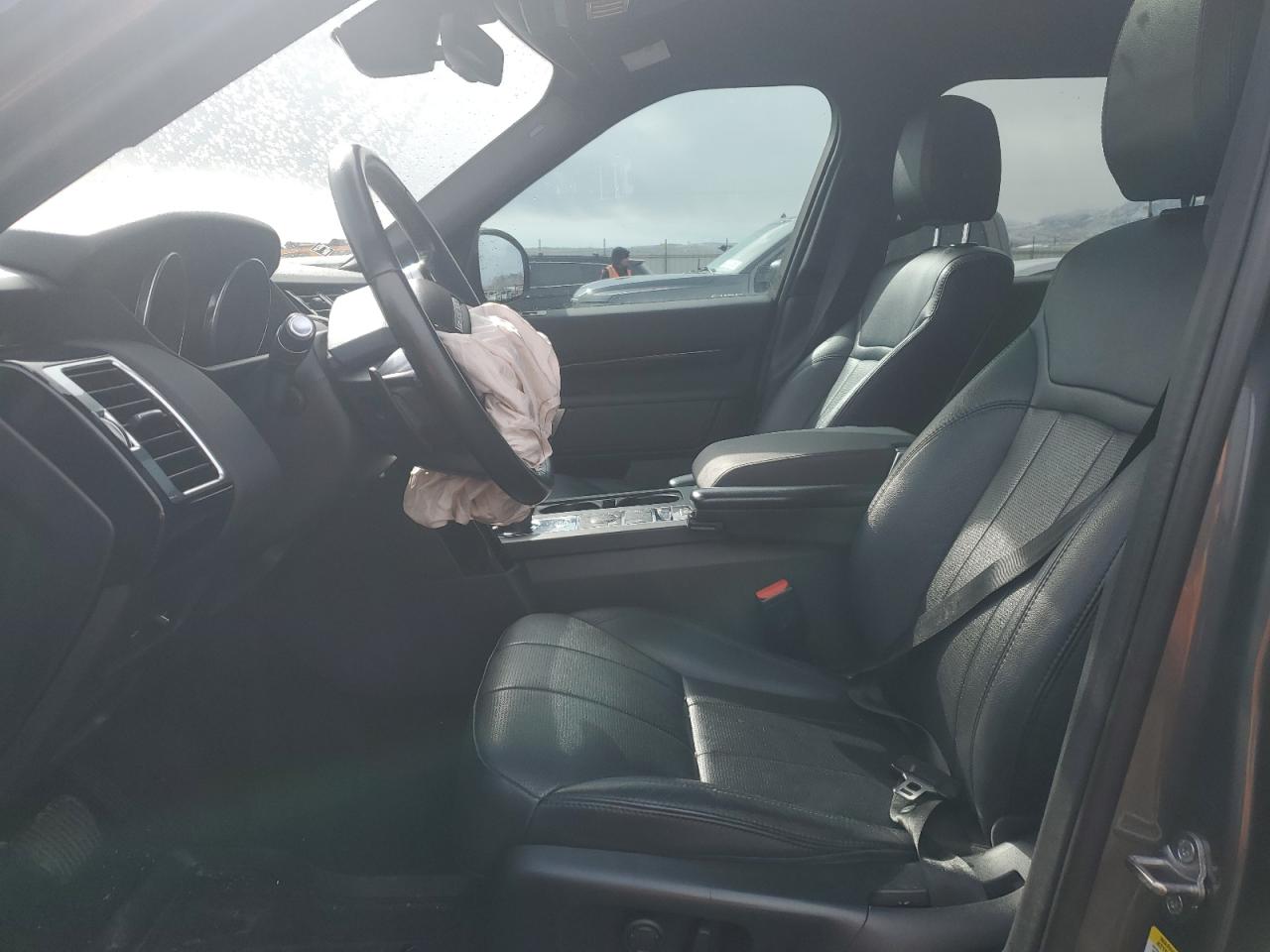 2019 Land Rover Discovery - Image 7
