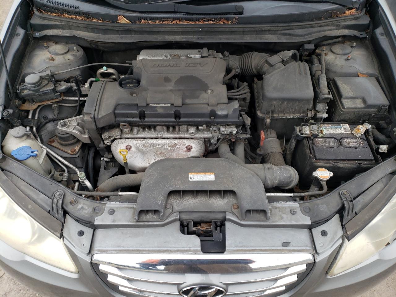 2010 Hyundai Elantra - Image 11