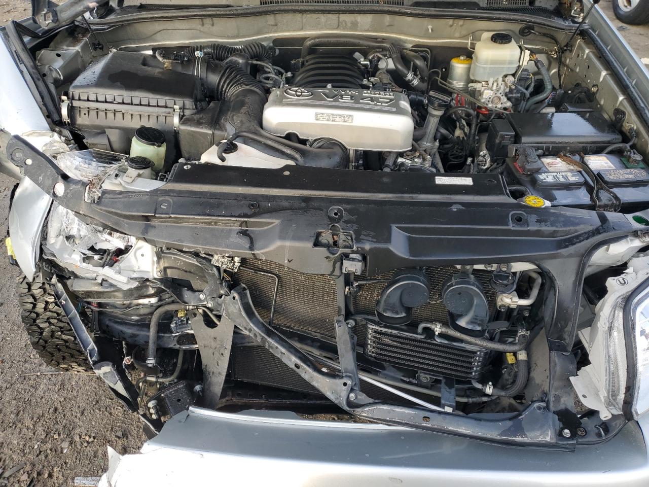 2009 Toyota 4Runner - Image 12