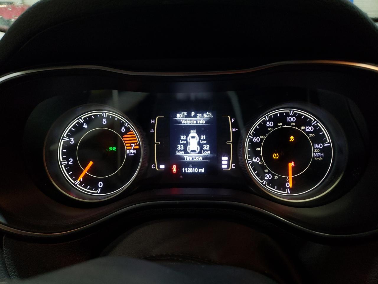 2019 Jeep Grand Cherokee - Image 9