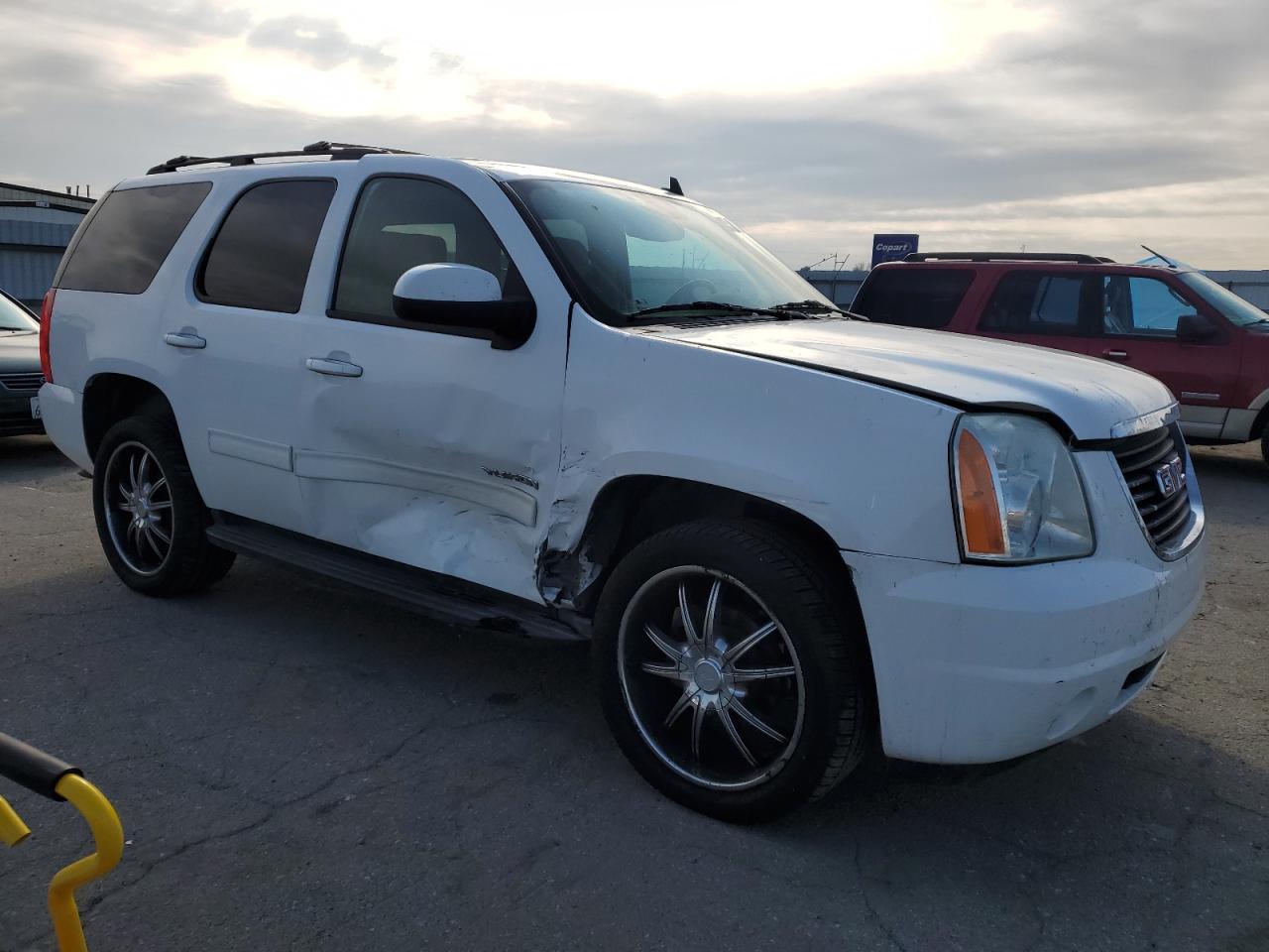 2012 GMC Yukon - Image 4