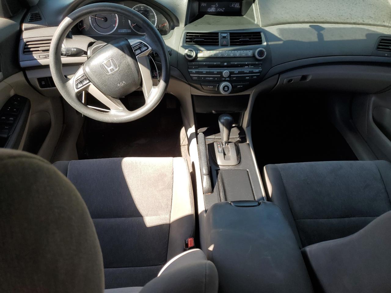 2010 Honda Accord - Image 8