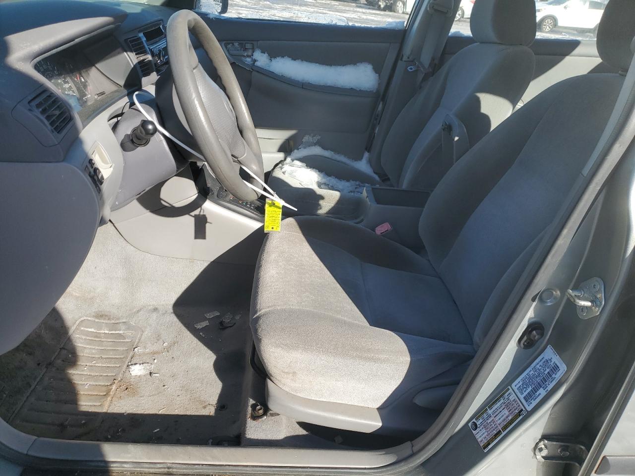 2004 Toyota Corolla - Image 7