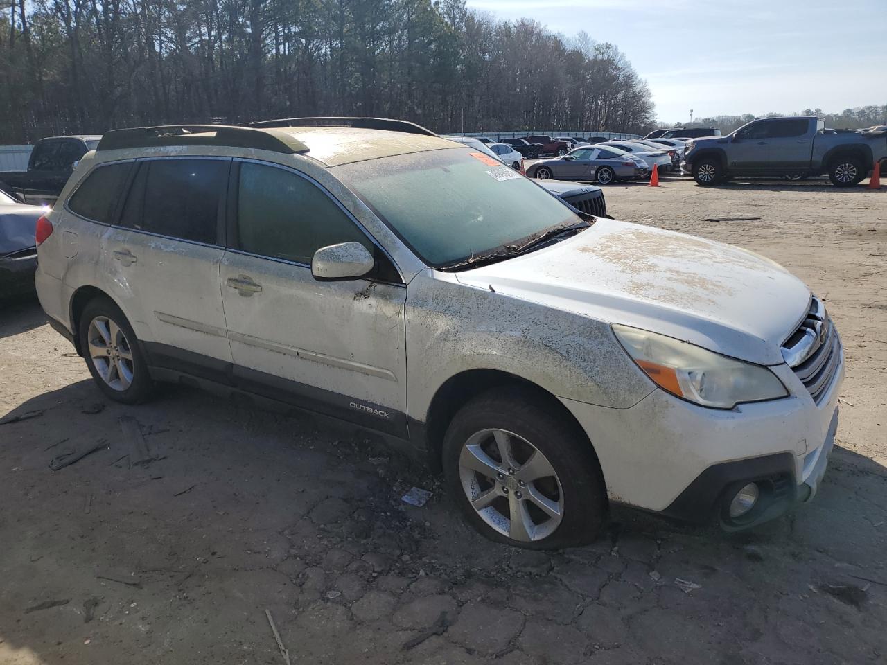 2013 Subaru Outback - Image 4
