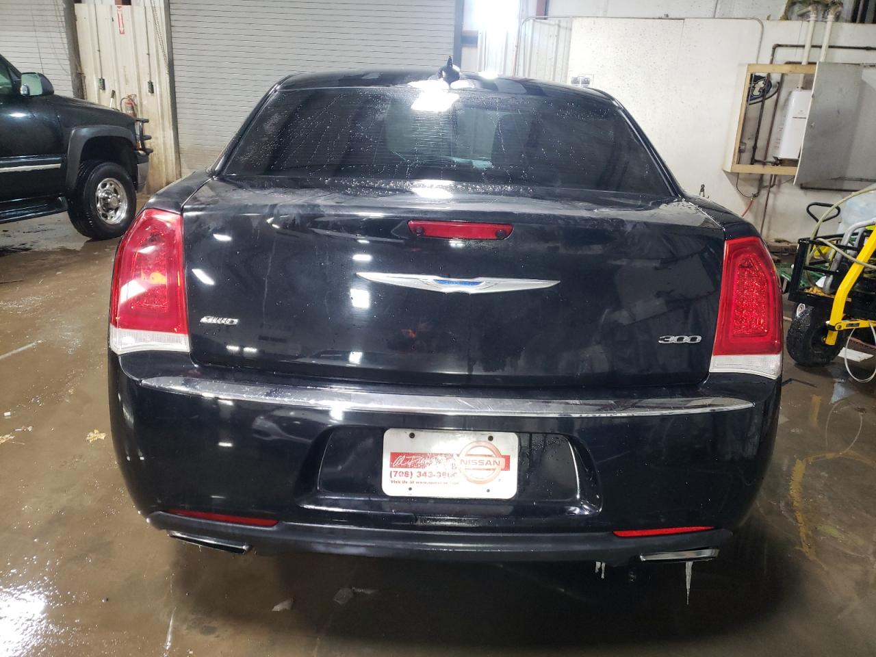 2015 Chrysler 300 - Image 6