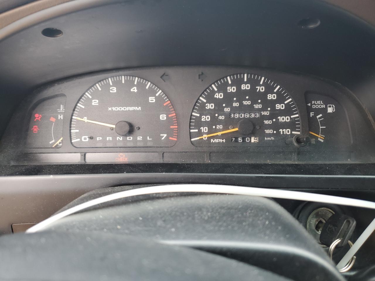 1998 Toyota 4Runner - Image 9