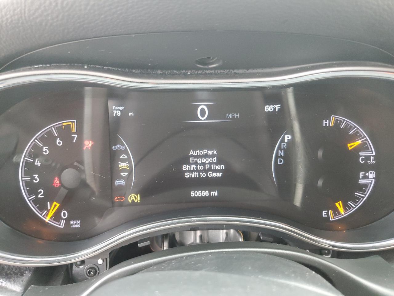 2020 Jeep Grand Cherokee - Image 9