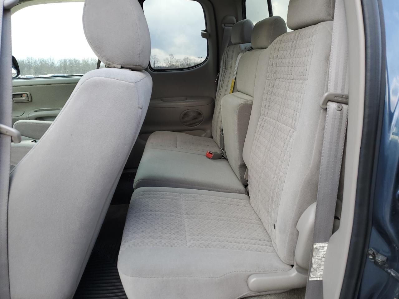 2005 Toyota Tundra - Image 10