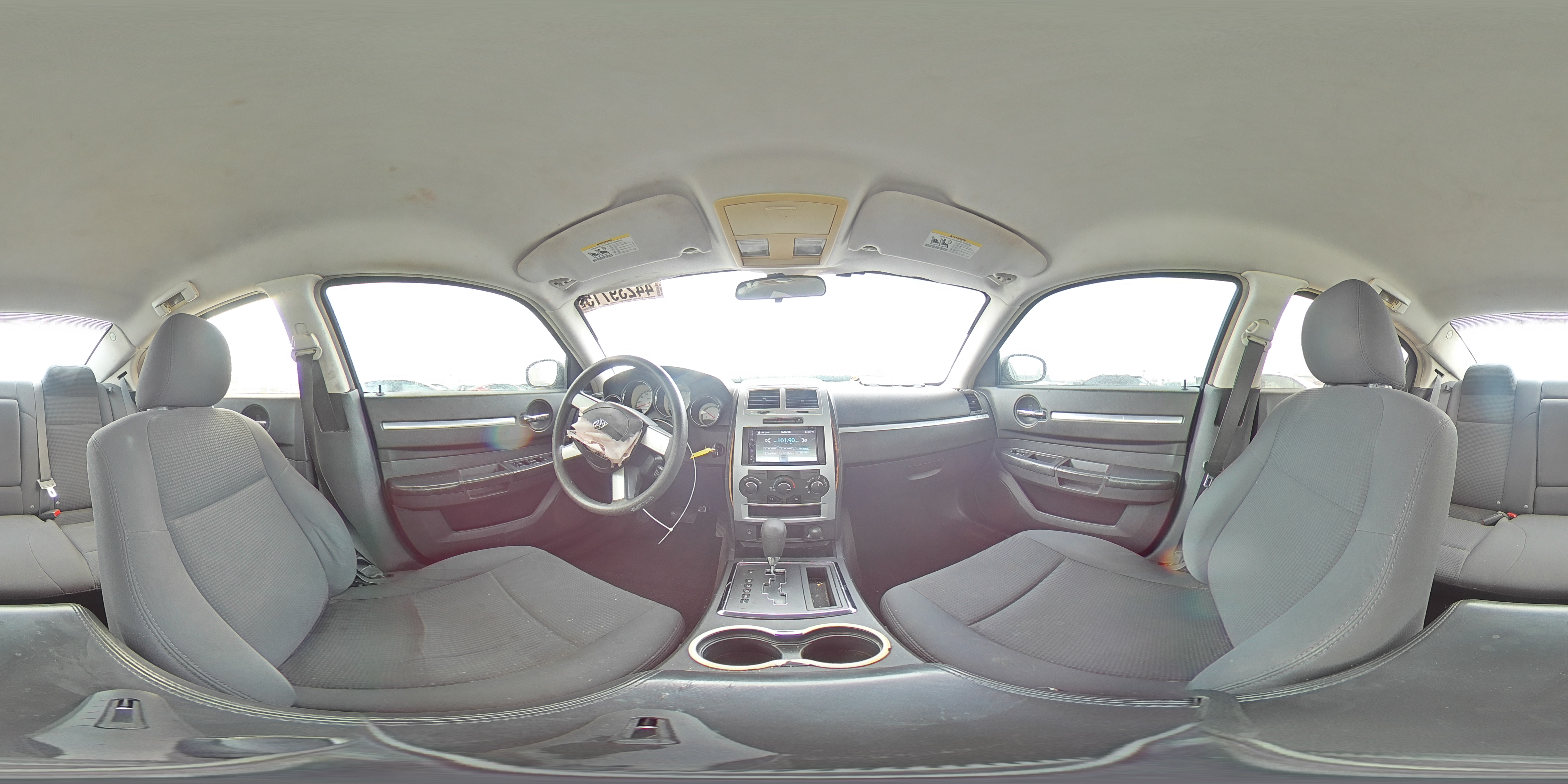 2010 Dodge Charger - Image 13