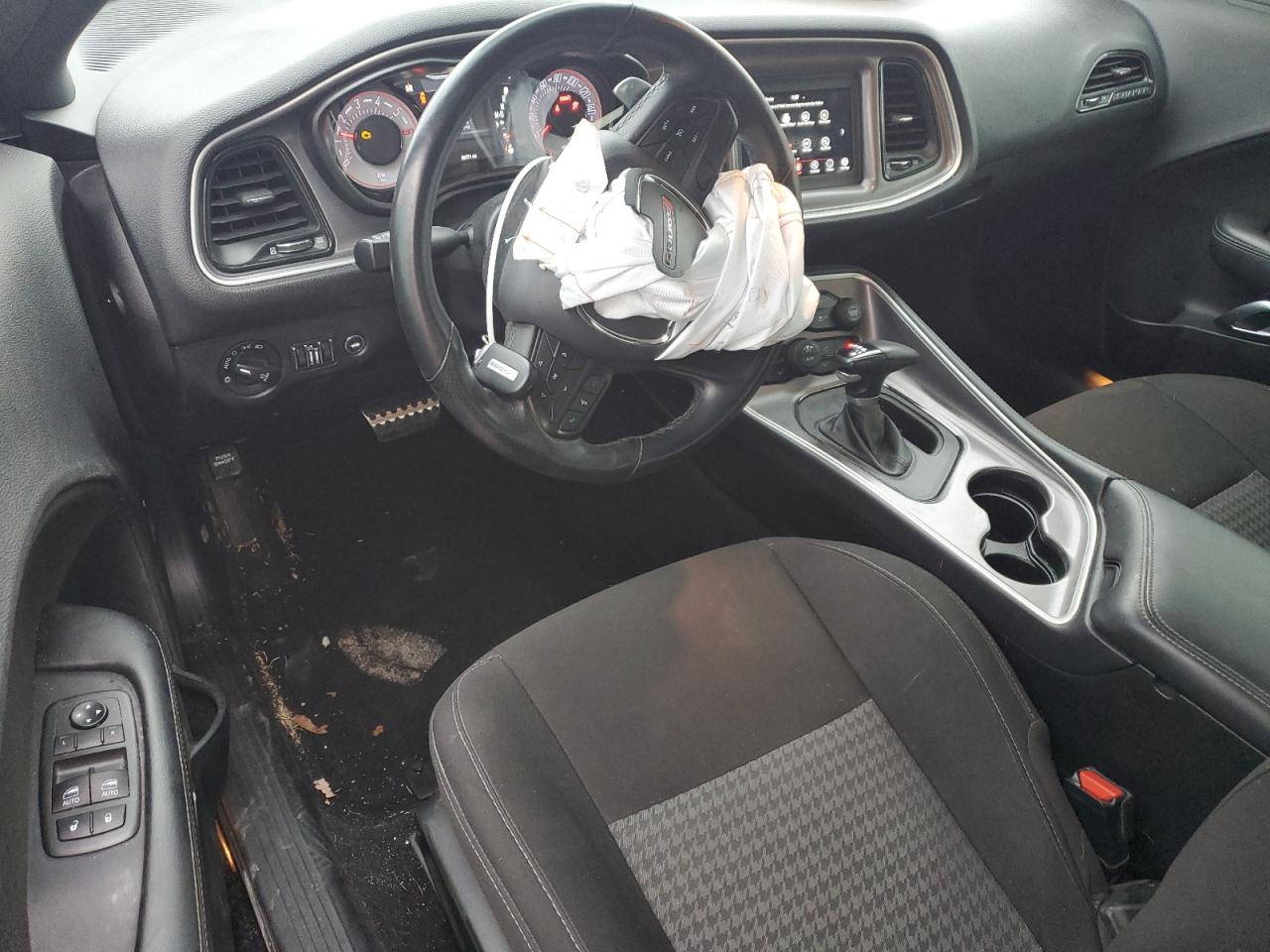 2020 Dodge Challenger - Image 8