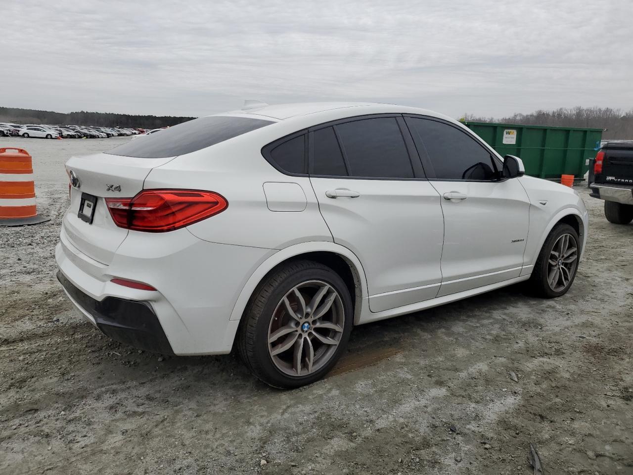 2016 BMW X4 - Image 3
