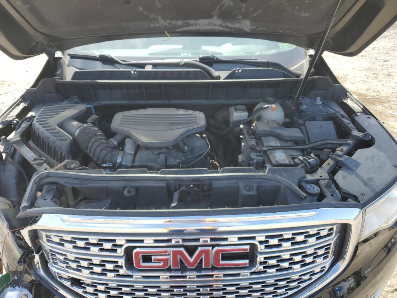 2017 GMC Acadia - Image 12