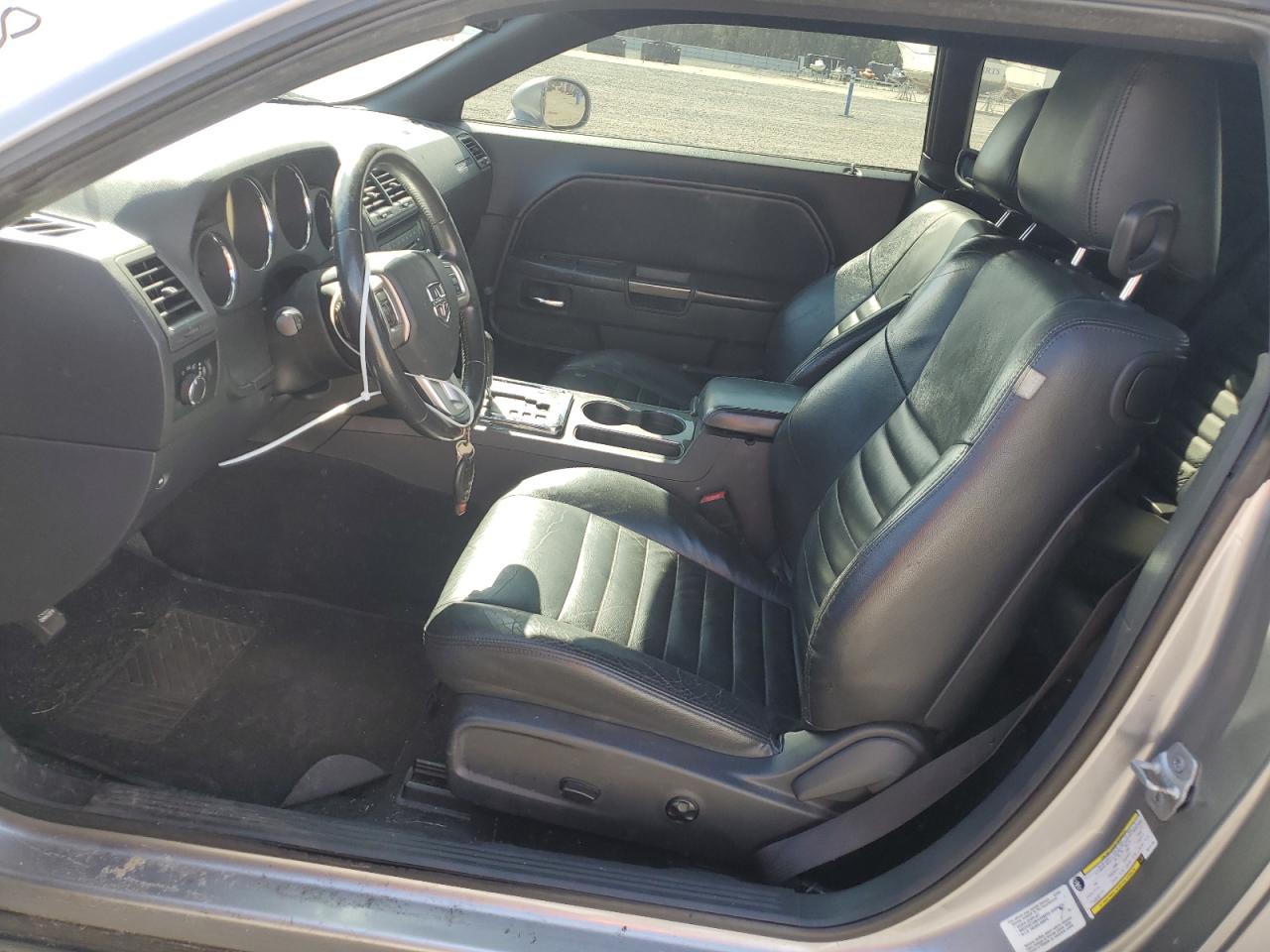 2014 Dodge Challenger - Image 7