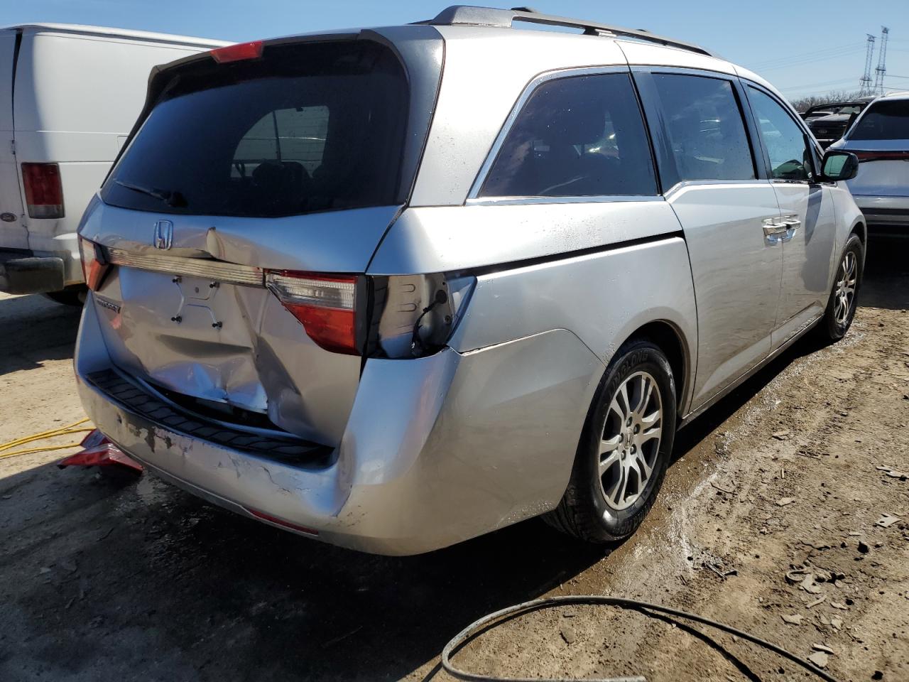 2011 Honda Odyssey - Image 3