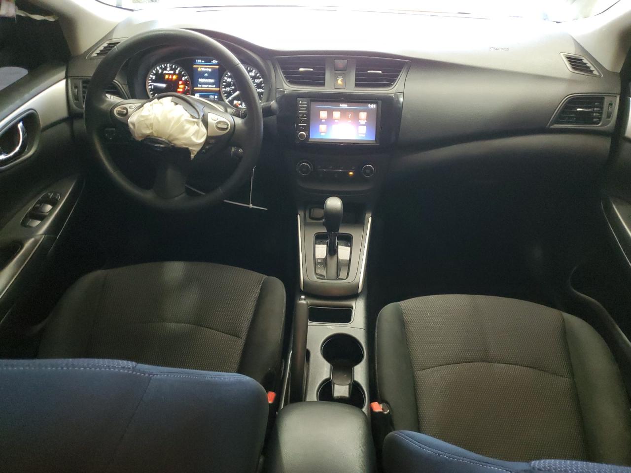 2019 Nissan Sentra - Image 8