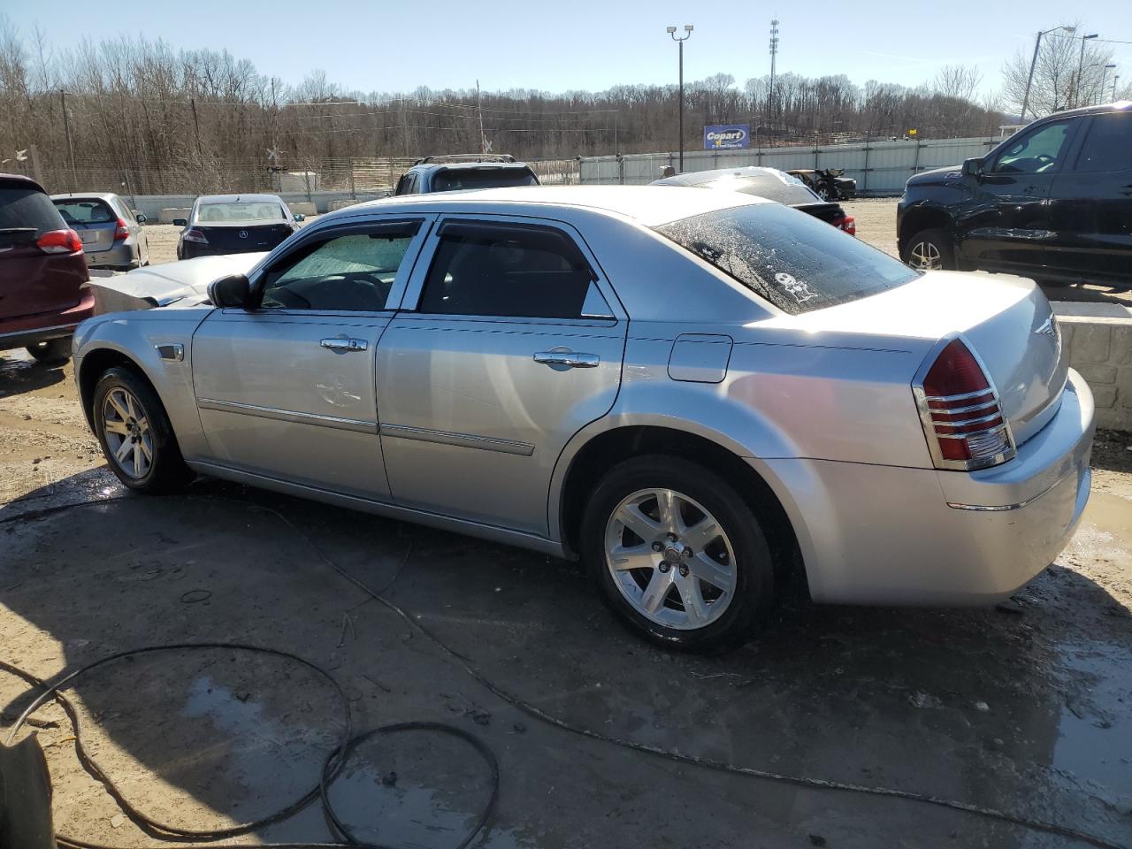 2007 Chrysler 300 - Image 2
