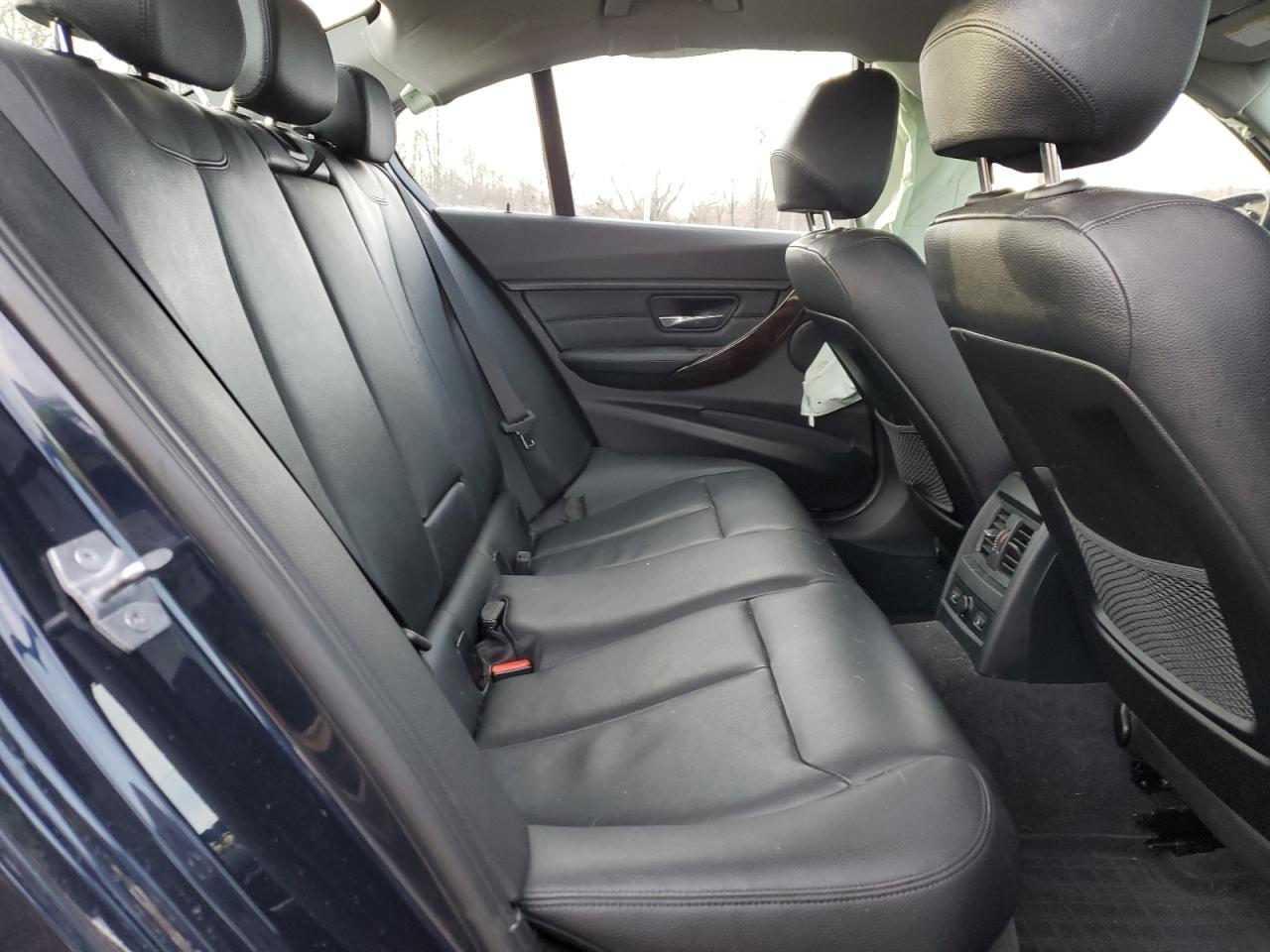 2015 BMW 3er - Image 11