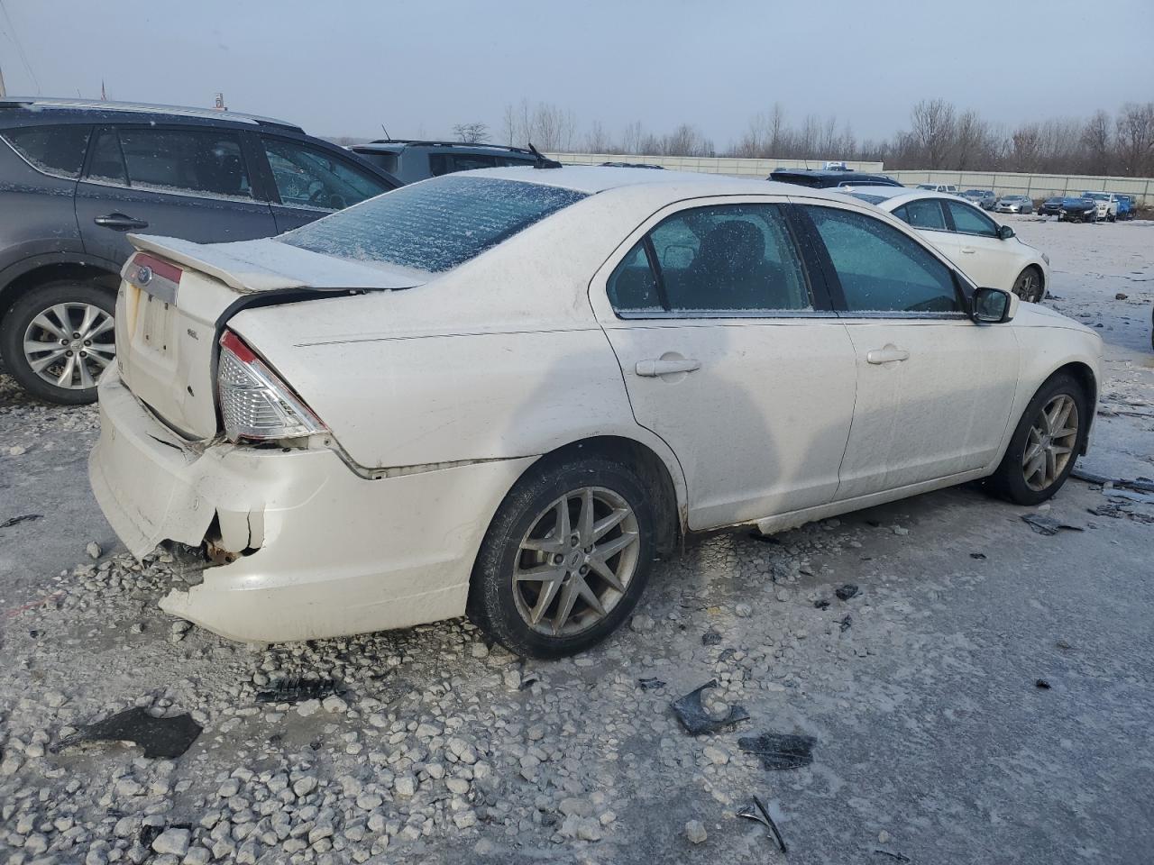 2011 Ford Fusion - Image 3