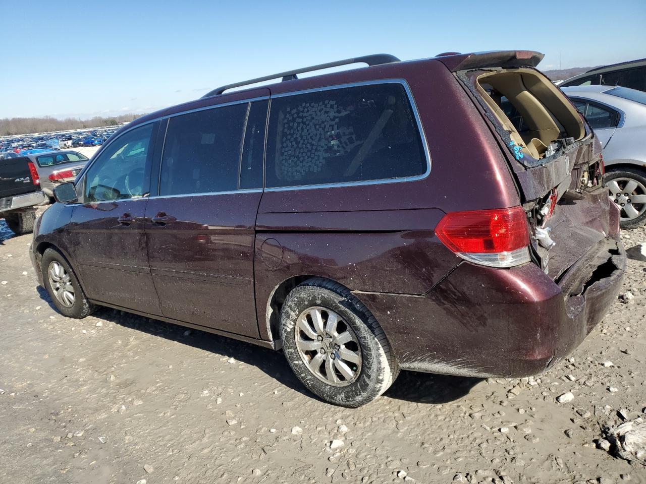 2010 Honda Odyssey - Image 2