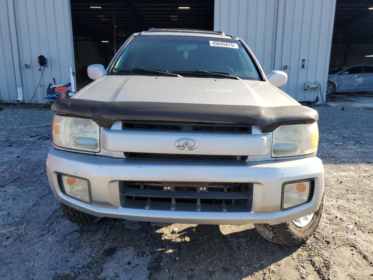 2003 Infiniti QX4 - Image 5