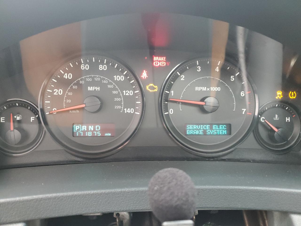 2005 Jeep Grand Cherokee - Image 9