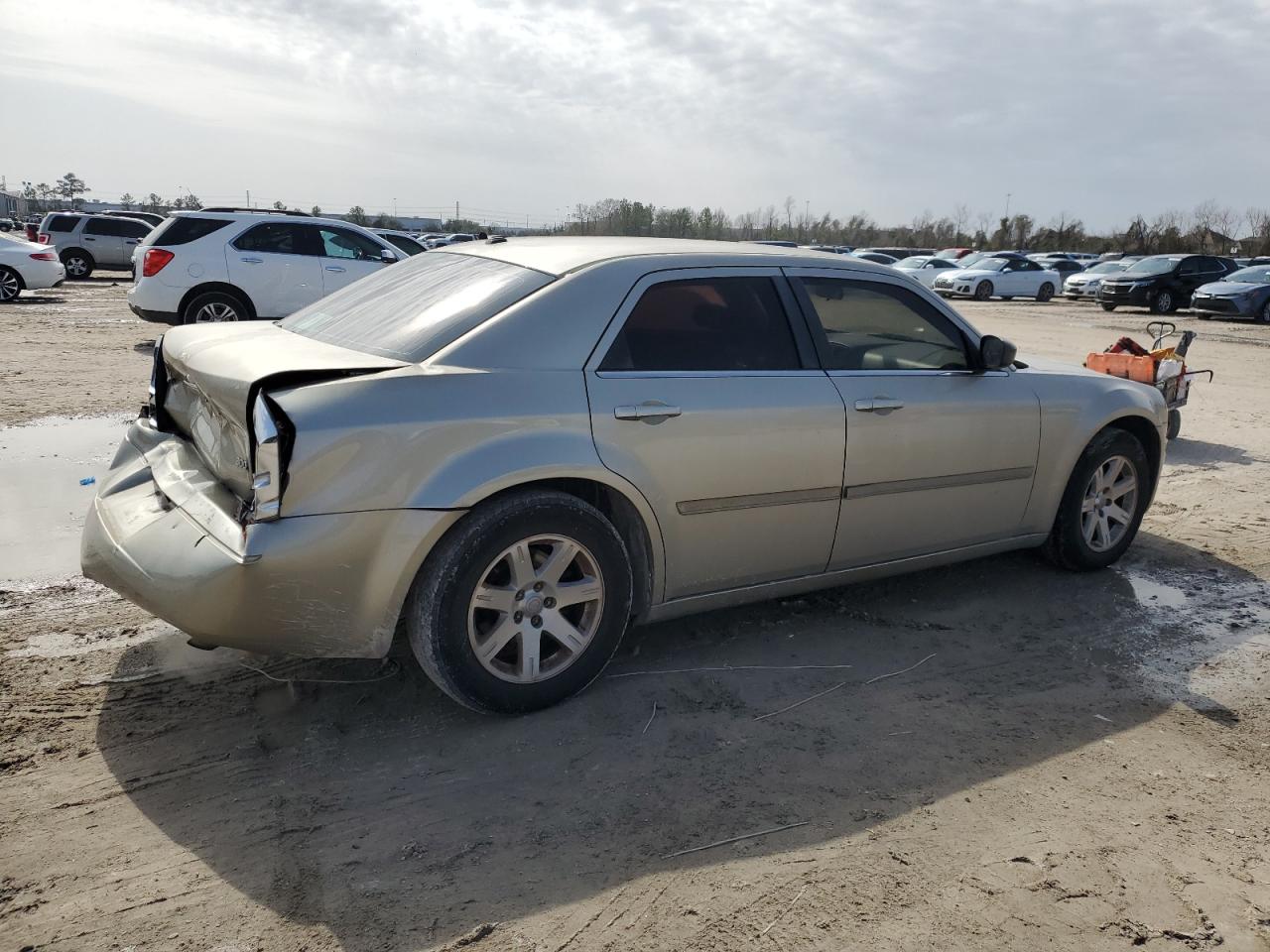 2006 Chrysler 300 - Image 3