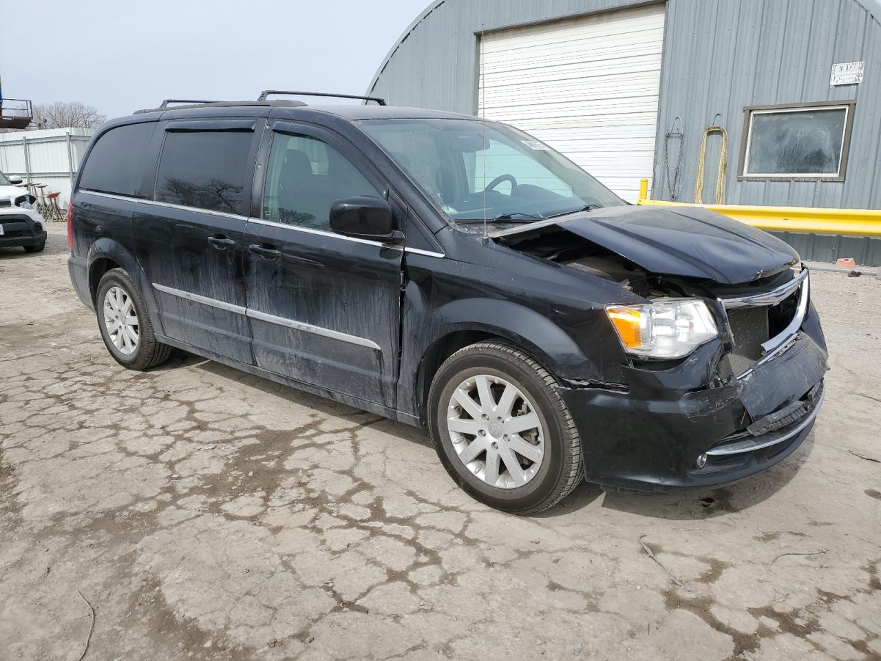 2015 Chrysler Town & Country - Image 4