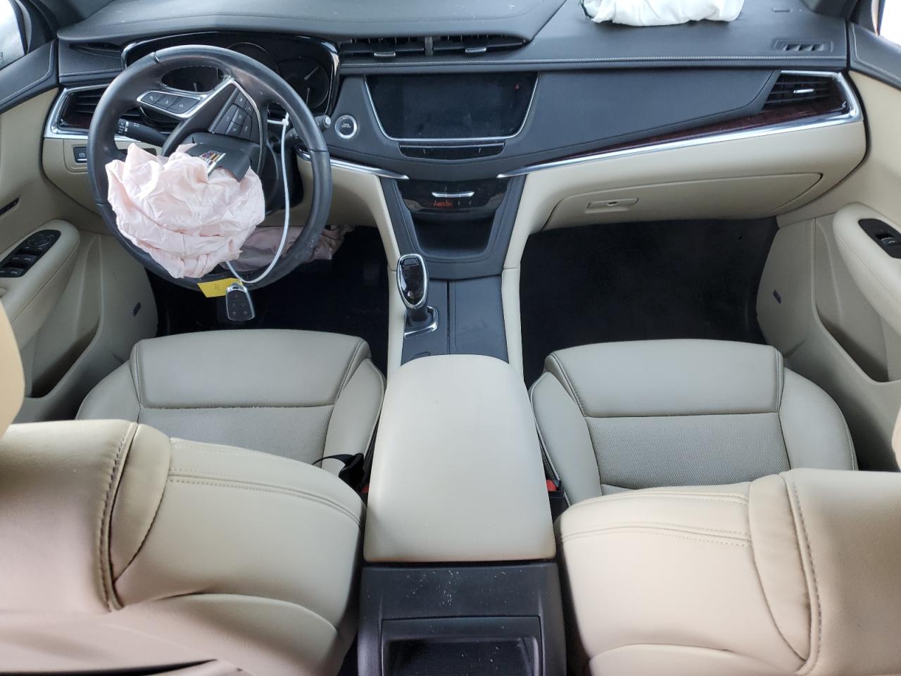 2019 Cadillac XT5 - Image 8