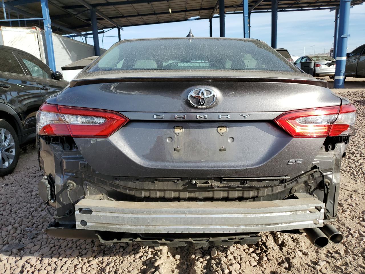 2018 Toyota Camry - Image 6